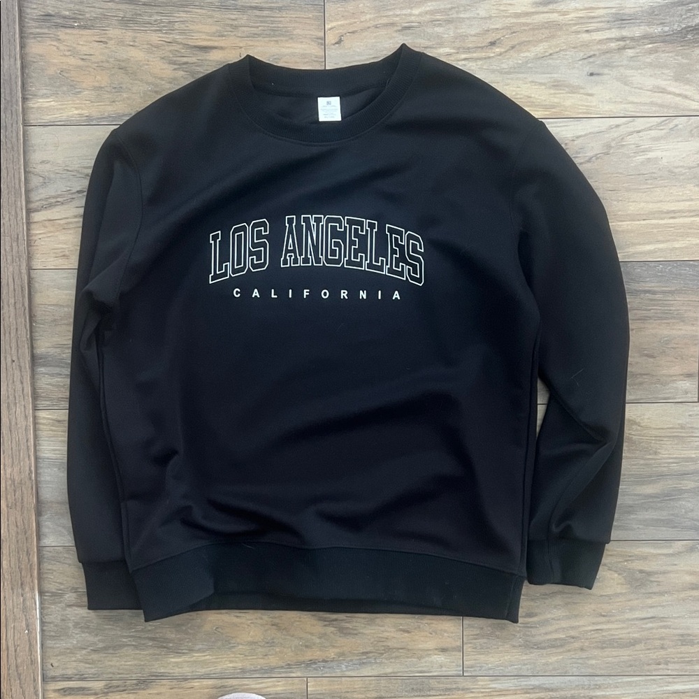 SHEIN Black Graphic Kids Sweatshirt